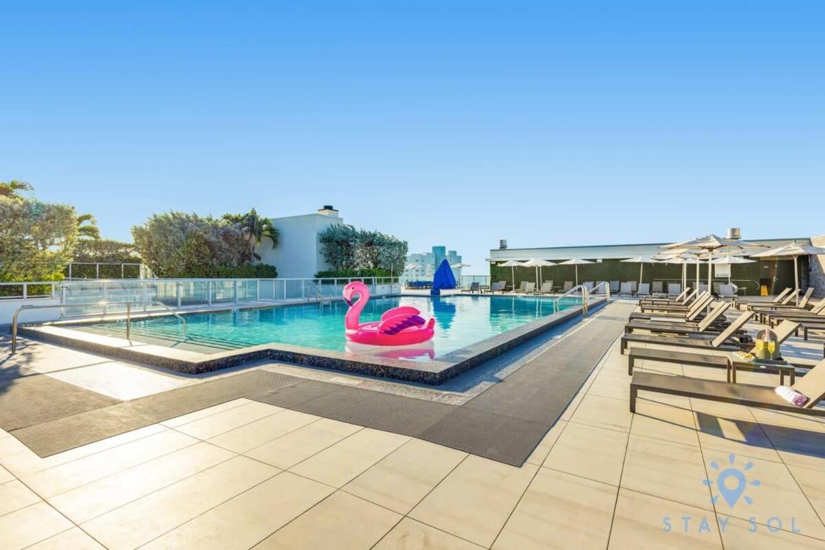 Rooftop Pool - Hollywood Beach Boardwalk Exterior foto