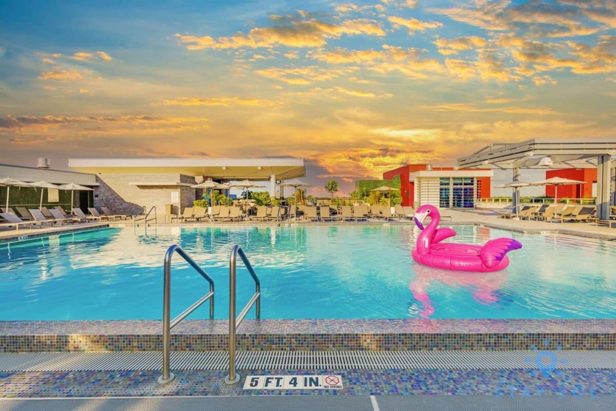 Rooftop Pool - Hollywood Beach Boardwalk Exterior foto